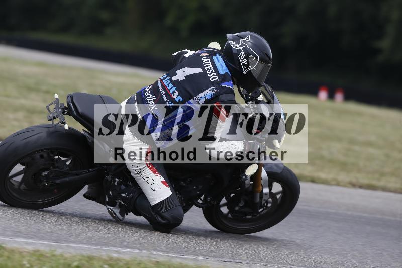 /30 23.06.2025 Get Faster Caremotion ADR/Rider Academy gruen/backside